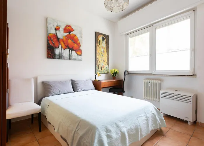 Parioli Free Wi-fi 2 Bdrm&kitchen&ac Gasthof 4*