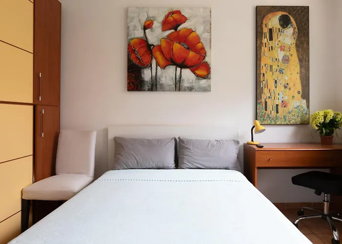 Parioli Free Wi-fi 2 Bdrm&kitchen&ac 4* Rom