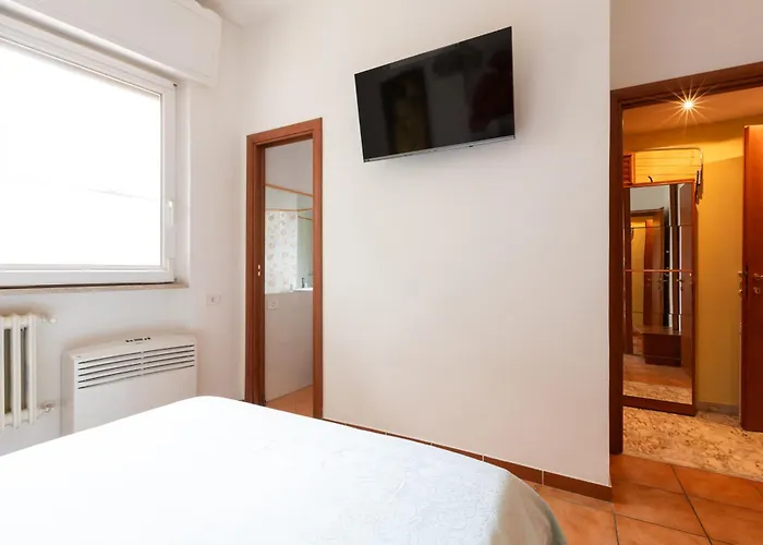 Parioli Free Wi-fi 2 Bdrm&kitchen&ac Rom