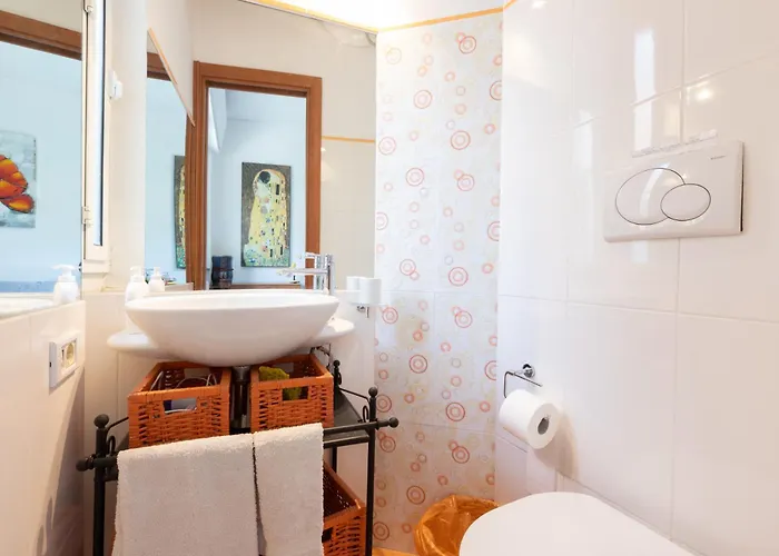 Parioli Free Wi-fi 2 Bdrm&kitchen&ac Gasthof Rom
