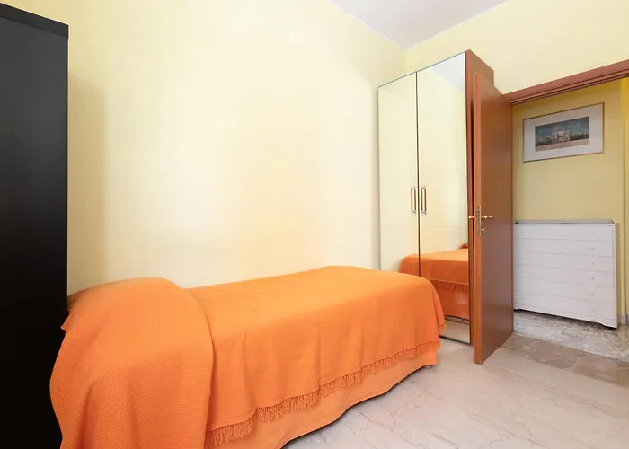 Parioli Free Wi-fi 2 Bdrm&kitchen&ac 4* Rom